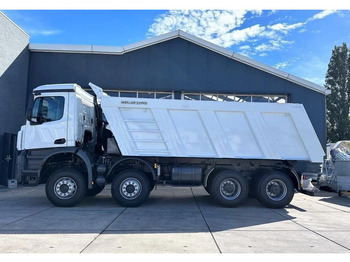 Camión volquete nuevo Mercedes-Benz Arocs 4140 K 8x4 Tipper Truck (70 units): foto 2