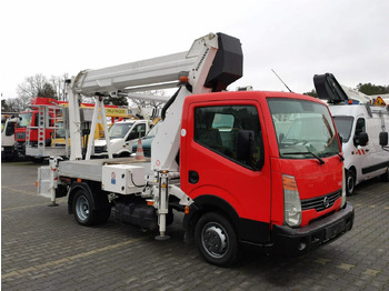 Camión con plataforma elevadora NISSAN