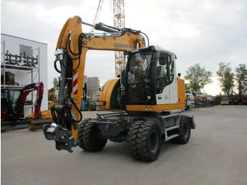 Excavadora de ruedas LIEBHERR A 913