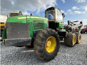 Procesadora forestal JOHN DEERE