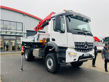 Camión volquete MERCEDES-BENZ Arocs