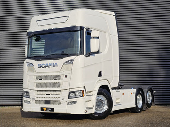 Cabeza tractora SCANIA R 580