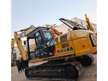 Excavadora de cadenas CATERPILLAR 320D2