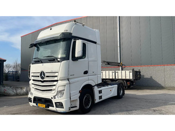 Cabeza tractora MERCEDES-BENZ Actros 1845