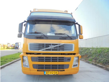 Camión caja cerrada Volvo FM FM 300 LOW KM: foto 3