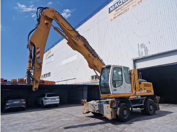 Manipulador de materiales LIEBHERR A 904 C