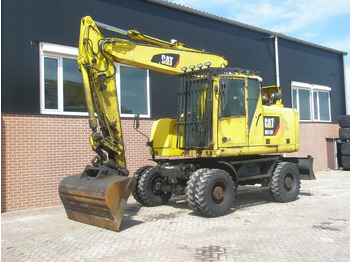 Excavadora de ruedas CATERPILLAR M318F