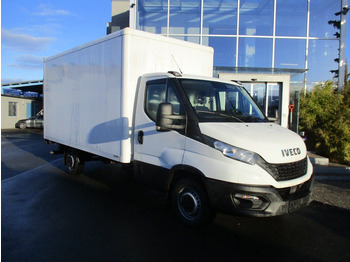 Furgoneta caja cerrada IVECO Daily 35s16