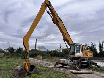 Manipulador de materiales LIEBHERR