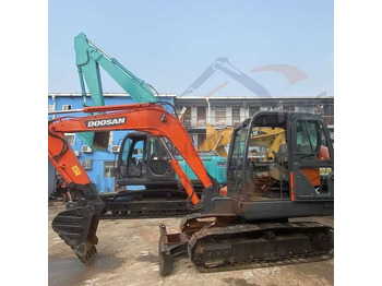 Excavadora de cadenas Used excavator doosan dx60  excavators machinery doosan dx60 dx80 dx75 dx225 Good Condition Low price: foto 2