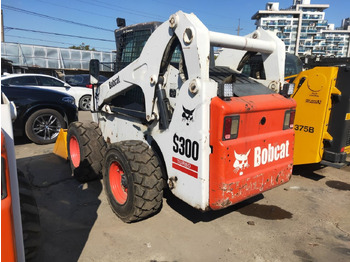 Minicargadora BOBCAT S300