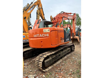 Excavadora de cadenas HITACHI ZX135