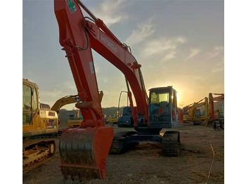 Excavadora de cadenas HITACHI ZX210