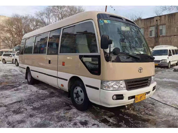 Autobús suburbano Toyota Coaster: foto 4