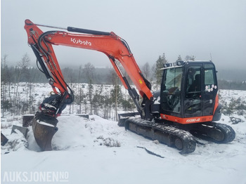 Excavadora KUBOTA KX080