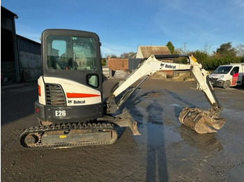 Miniexcavadora BOBCAT E26