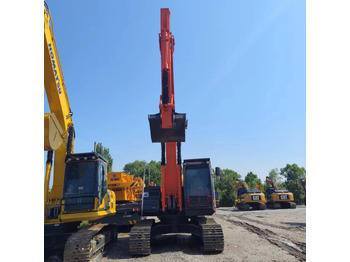 Excavadora de cadenas HITACHI ZX210: foto 5