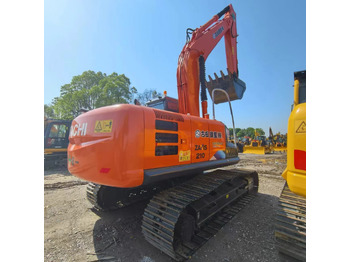 Excavadora de cadenas HITACHI ZX210: foto 4