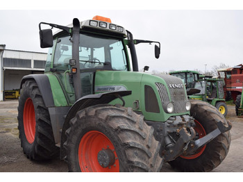 Tractor FENDT 716 Vario