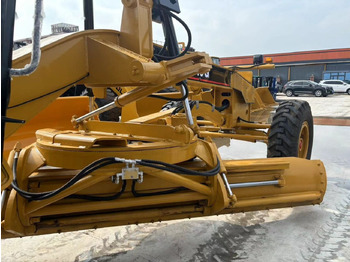 Grader Caterpillar 140G: foto 2