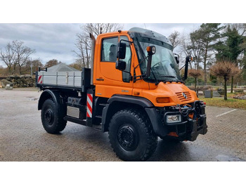 Vehículo municipal UNIMOG U500