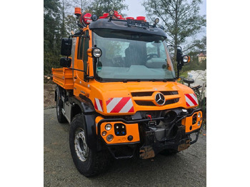 Vehículo municipal Unimog U 530 EAS Easy-Drive Variopilot U527 535 430 427 423 Mercedes-Benz 405: foto 3