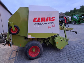 Rotoempacadora PRASA ROLUJĄCA CLAAS ROLLANT 250 RC 255: foto 2