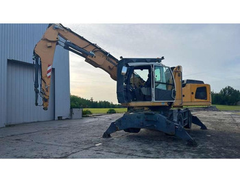 Manipulador de materiales LIEBHERR LH 22 M