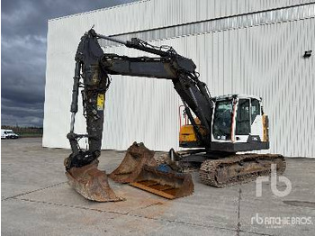 Excavadora de cadenas VOLVO ECR235EL