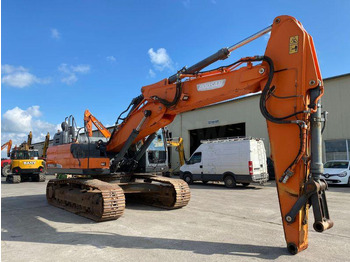 Excavadora de cadenas DOOSAN DX300LC