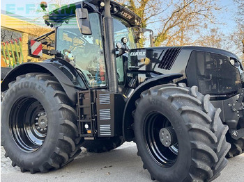 Tractor CLAAS Axion 830