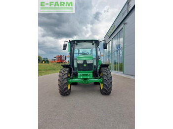 Tractor John Deere 5075e: foto 4