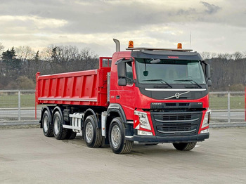 Camión volquete VOLVO FM 370