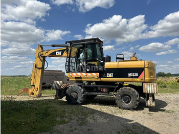 Excavadora de ruedas CATERPILLAR M322D