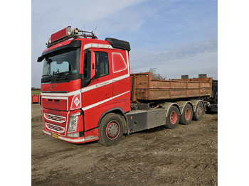 Camión con equipo de cable VOLVO FH 540