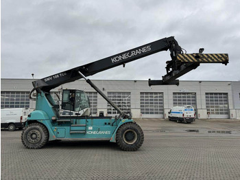 Reach stacker SMV