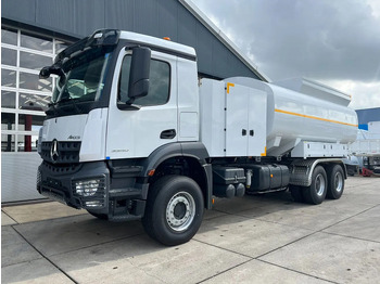 Camión cisterna MERCEDES-BENZ Arocs