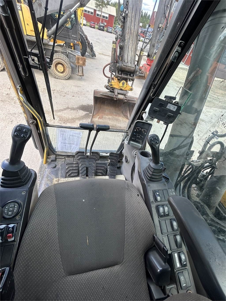 Leasing de Volvo EC250DNL PYÖRITTÄJÄLLÄ  Volvo EC250DNL PYÖRITTÄJÄLLÄ: foto 9