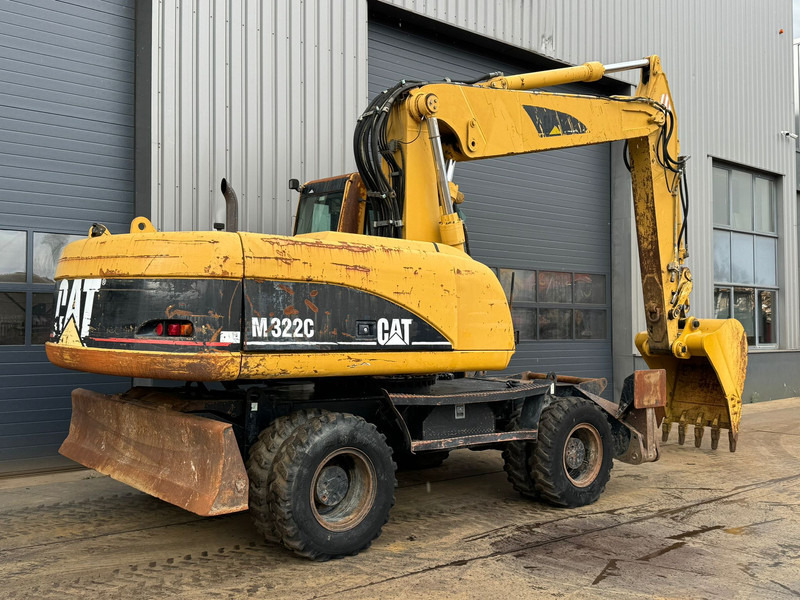 Excavadora de ruedas Caterpillar M322C - Hydraulic stabilizers / VA Triple boom / CE-certified,: foto 8