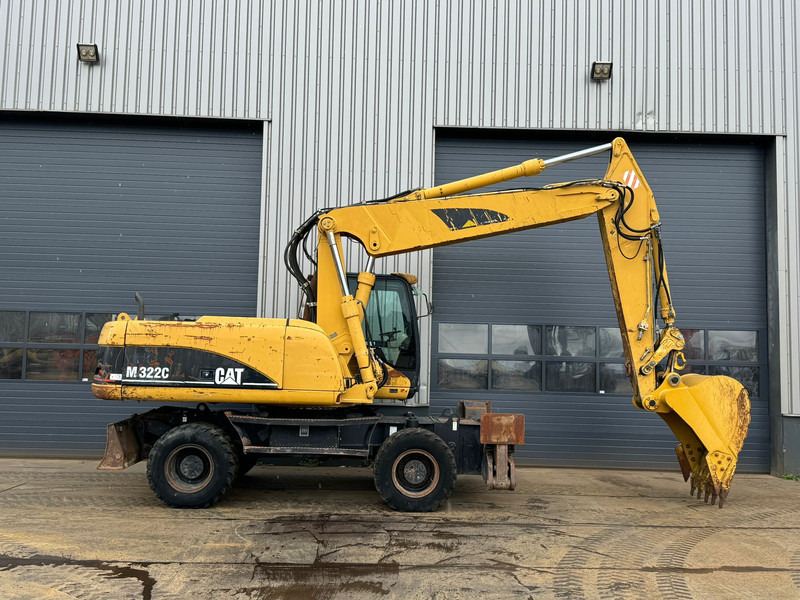 Excavadora de ruedas Caterpillar M322C - Hydraulic stabilizers / VA Triple boom / CE-certified,: foto 9