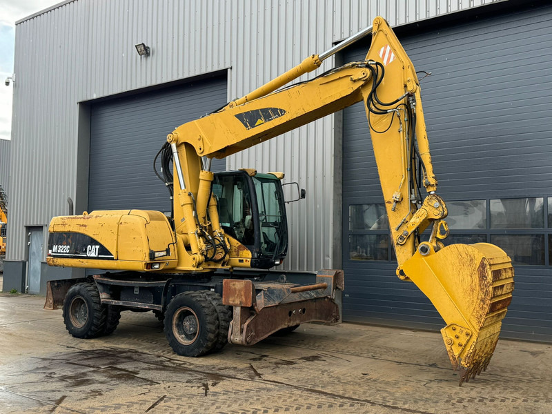 Excavadora de ruedas Caterpillar M322C - Hydraulic stabilizers / VA Triple boom / CE-certified,: foto 10