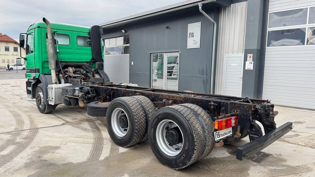 Camión chasis Mercedes-Benz Actros 2640 6X4 chassis - complete spring: foto 6