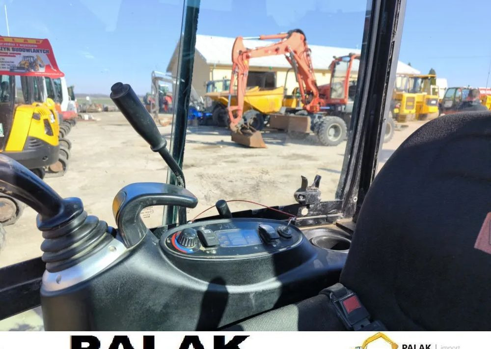 Miniexcavadora JCB Mini koparka  JCB 8018  , 2017 rok: foto 15