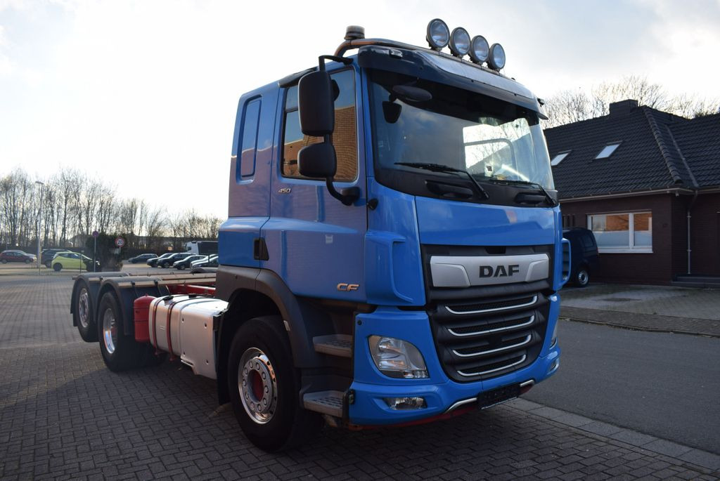 Camión volquete nuevo DAF  CF 450 6x2 Fahrgestell Klima Navi Lift Retarder: foto 11