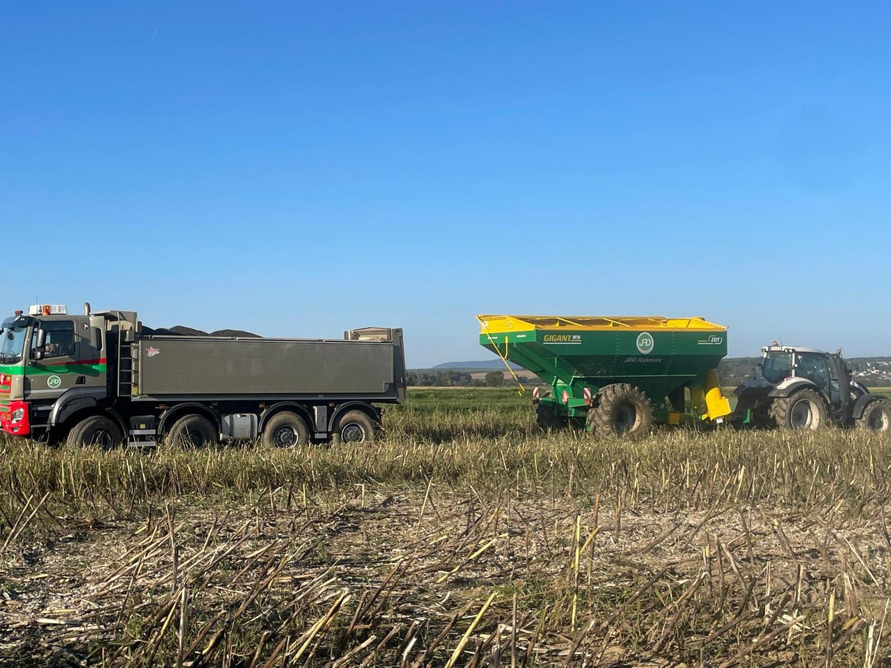 Remolque agrícola ZDT GIGANT, NP 30, Prekladací voz: foto 6