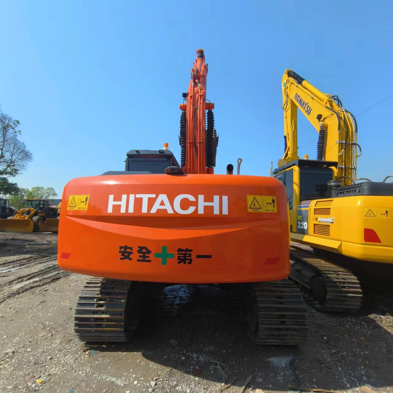 Excavadora de cadenas HITACHI ZX210: foto 7