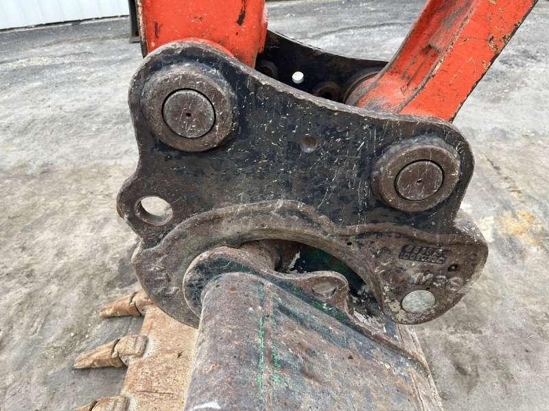 Excavadora de cadenas Kubota KX080-4A: foto 11