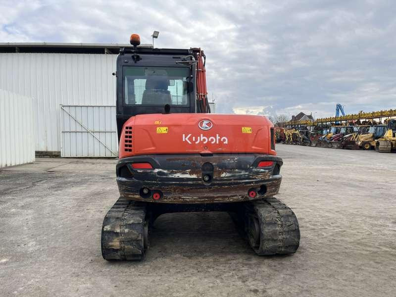 Excavadora de cadenas Kubota KX080-4A: foto 7