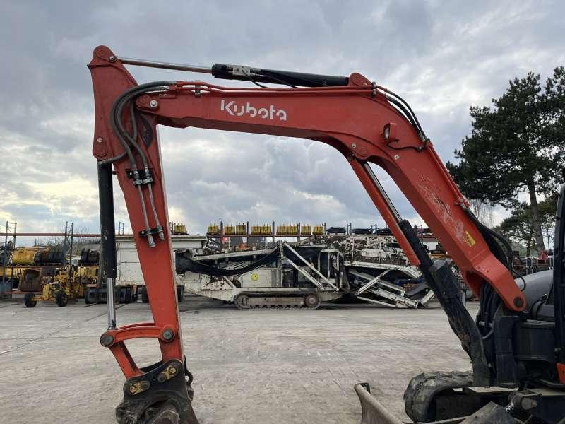 Excavadora de cadenas Kubota KX080-4A: foto 19