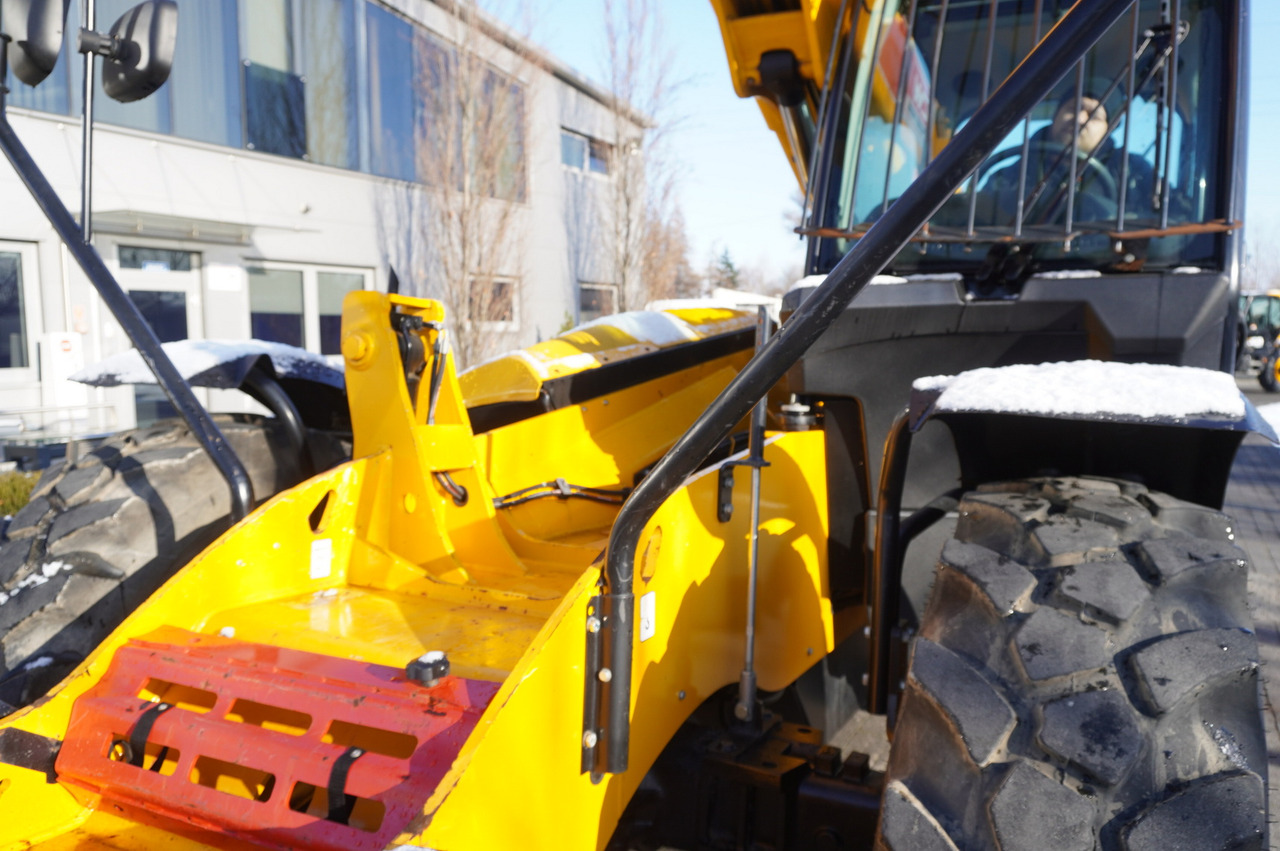 Leasing de JCB 540-170 Telescopic Loader / 17m / joystick JCB 540-170 Telescopic Loader / 17m / joystick: foto 30